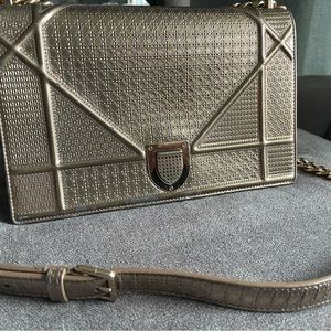 Dior Médium Micro Cannage diorama gold